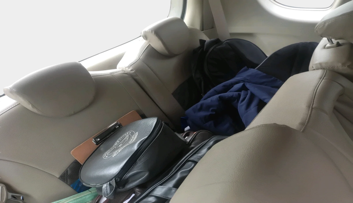 2017 Maruti Ertiga VDI SHVS, Diesel, Manual, 2,07,880 km, interior