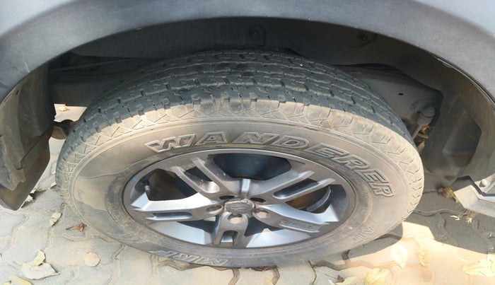 2022 Mahindra Thar LX D AT 4WD HT, Diesel, Automatic, 25,997 km, tyre