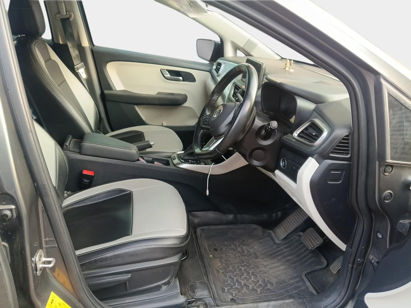 2022 Tata ALTROZ XZ PLUS PETROL, Petrol, Manual, 44,658 km, interior