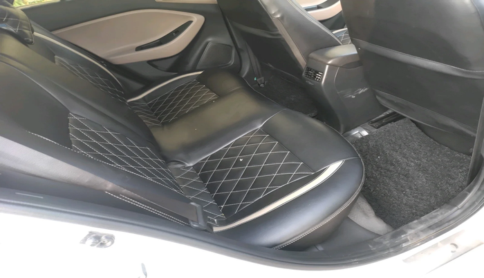 2017 Hyundai Elite i20 ASTA 1.4 CRDI, Diesel, Manual, 1,12,728 km, interior