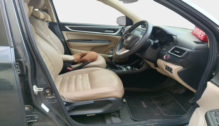 2022 Honda Amaze 1.5L I-DTEC VX, Diesel, Manual, 1,22,631 km, interior
