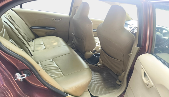 2013 Honda Amaze 1.5L I-DTEC S, Diesel, Manual, 1,23,179 km, interior