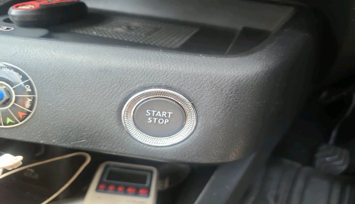 2021 Nissan MAGNITE XV PREMIUM TURBO DUAL TONE , Petrol, Manual, 89,027 km, interior