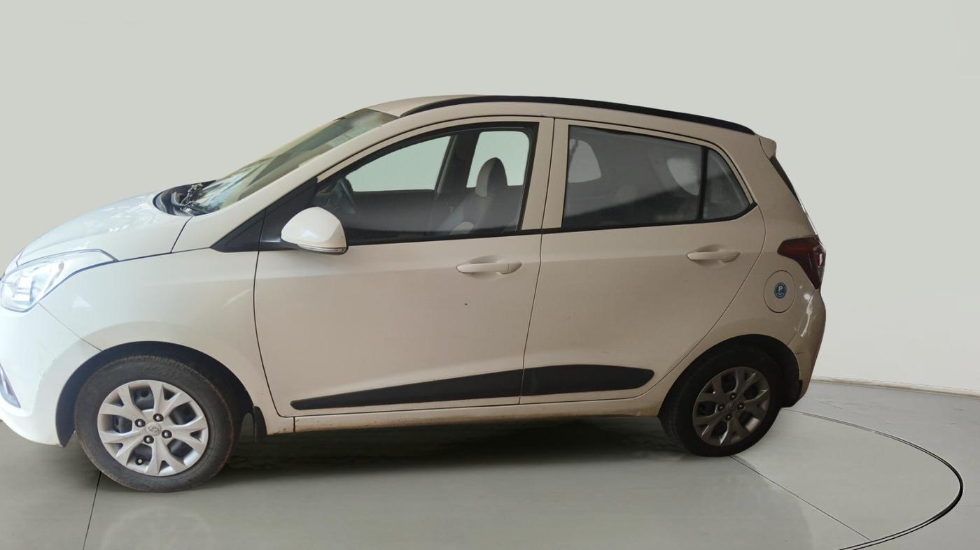 2016 Hyundai Grand i10 SPORTZ 1.2 KAPPA VTVT, Petrol, Manual, 65,592 km, exterior