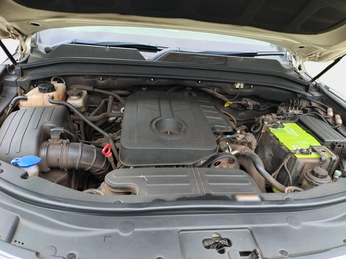 2021 Mahindra ALTURAS G4 4WD AT, Diesel, Automatic, 78,615 km, exterior