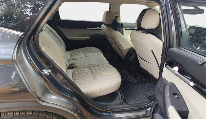 2022 KIA SELTOS HTX 1.5 PETROL, Petrol, Manual, 40,103 km, interior