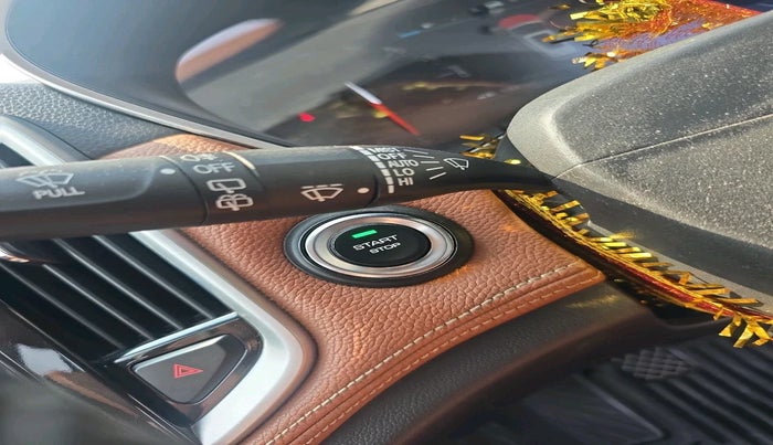 2022 MG HECTOR PLUS SHARP 2.0 DIESEL TURBO MT 6-STR, Diesel, Manual, 55,236 km, interior