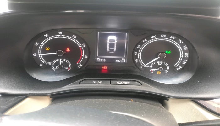 2023 Skoda SLAVIA AMBITION 1.0L TSI AT, Petrol, Automatic, 18,313 km, interior