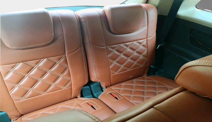 2013 Mahindra XUV500 W8, Diesel, Manual, 1,49,708 km, interior