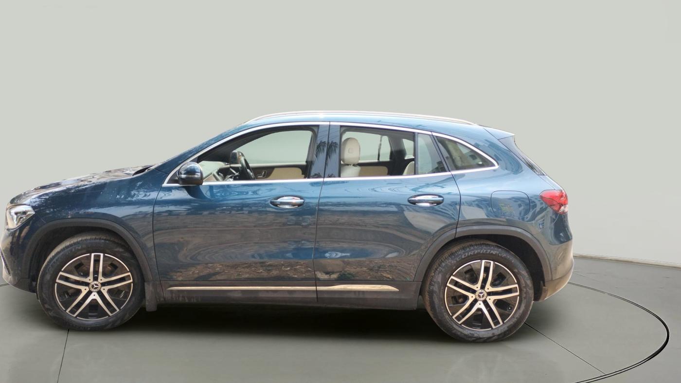2022 Mercedes Benz GLA Class 200, Petrol, Automatic, 15,569 km, exterior