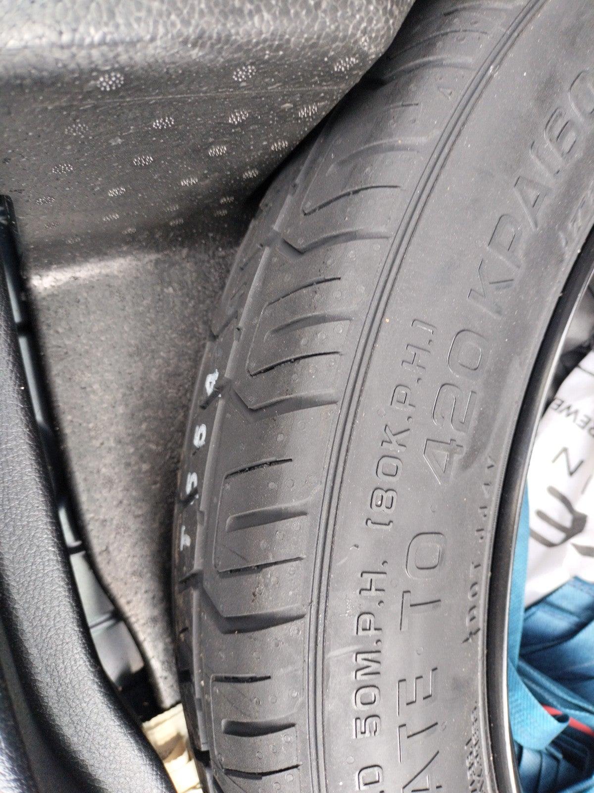 2022 Mercedes Benz GLA Class 200, Petrol, Automatic, 15,569 km, tyre
