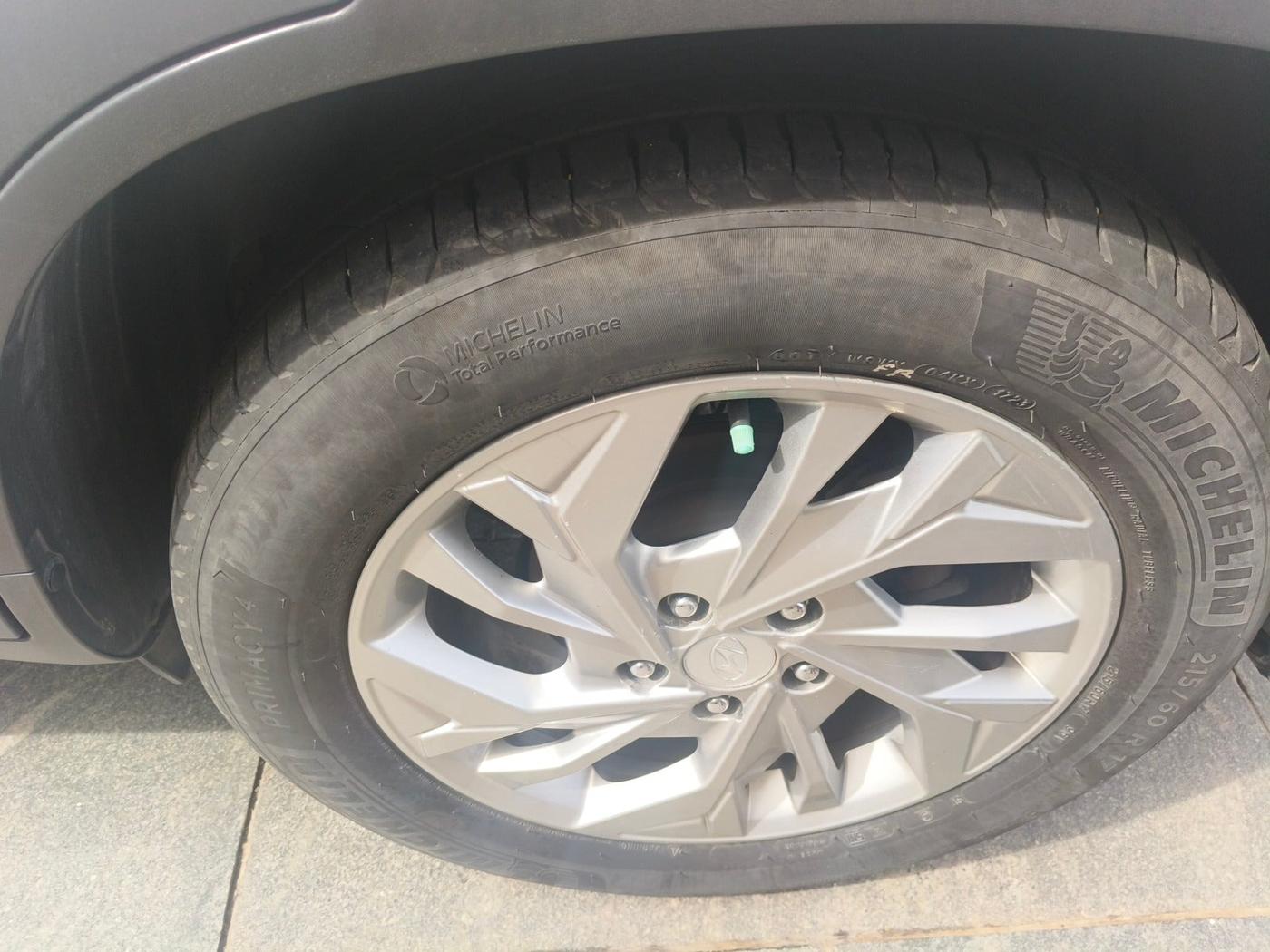 2020 Hyundai Creta SX AT 1.5 DIESEL, Diesel, Automatic, 1,96,431 km, tyre