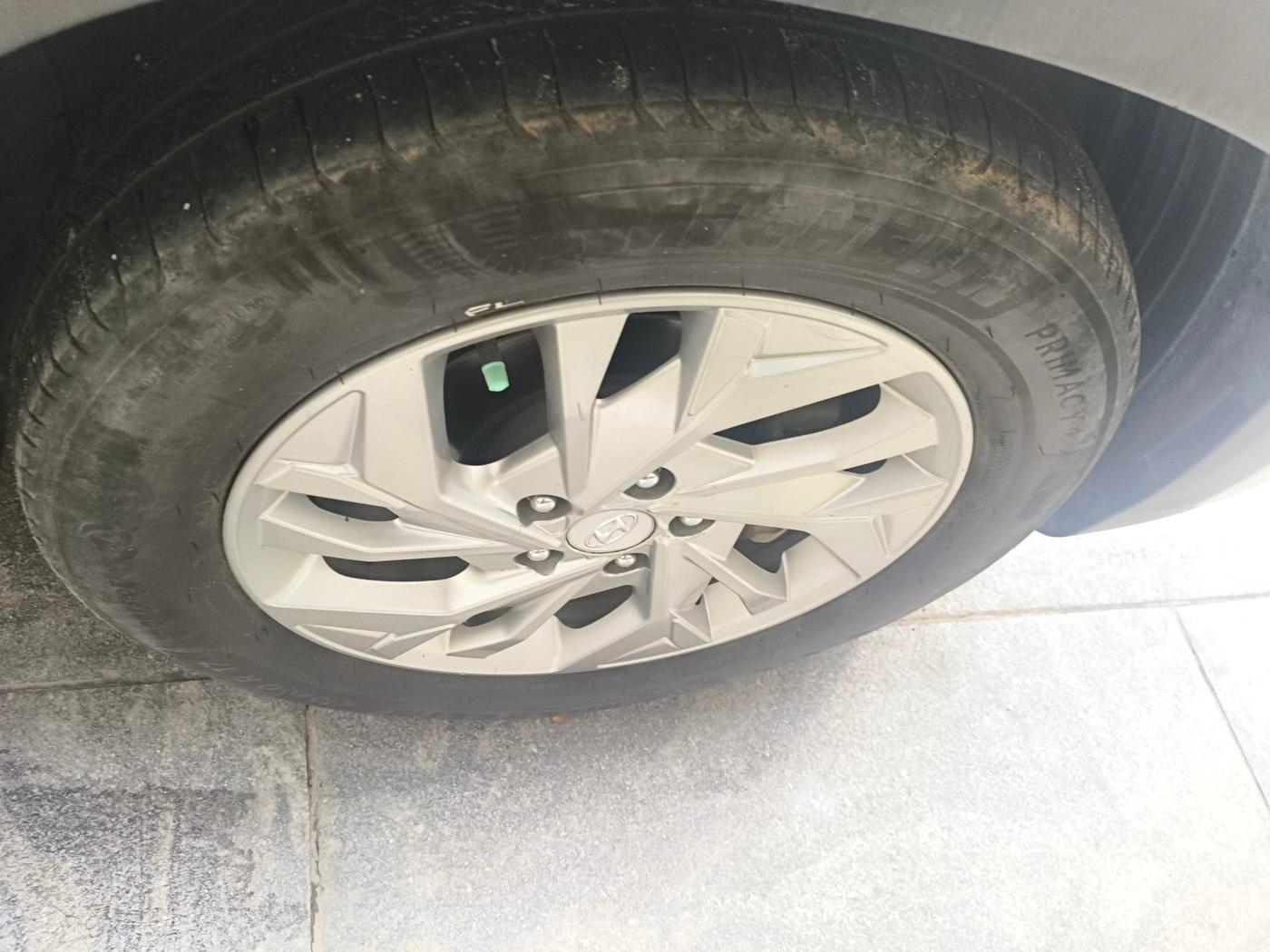 2020 Hyundai Creta SX AT 1.5 DIESEL, Diesel, Automatic, 1,96,431 km, tyre