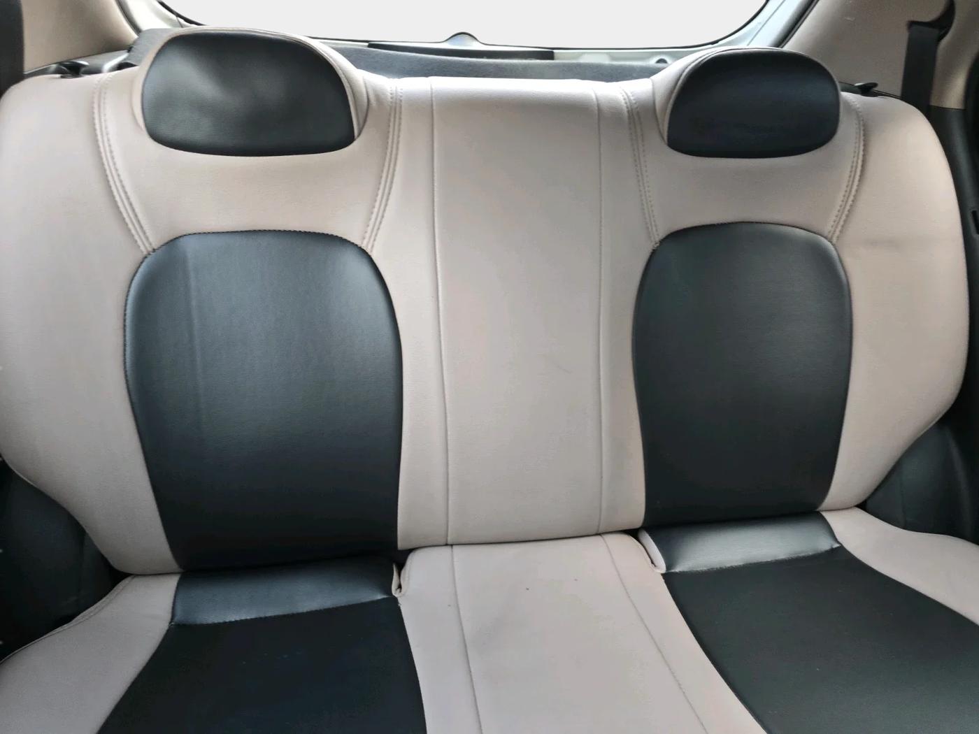 2014 Hyundai Grand i10 SPORTZ 1.2 KAPPA VTVT, Petrol, Manual, 80,181 km, interior