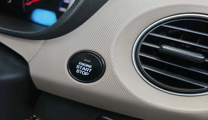 2014 Hyundai Grand i10 SPORTZ 1.2 KAPPA VTVT, Petrol, Manual, 80,181 km, interior