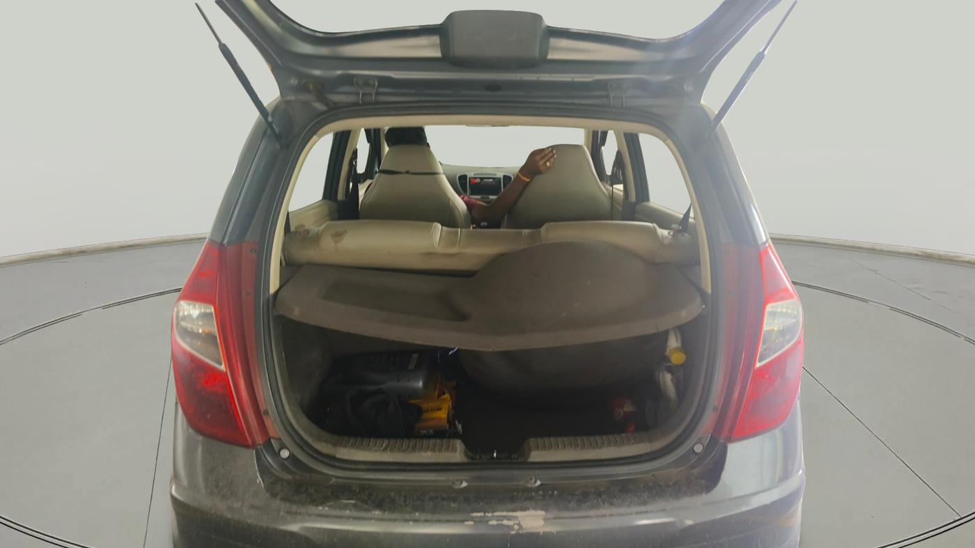 2012 Hyundai i10 MAGNA 1.1 LPG, Petrol, Manual, 86,482 km, exterior