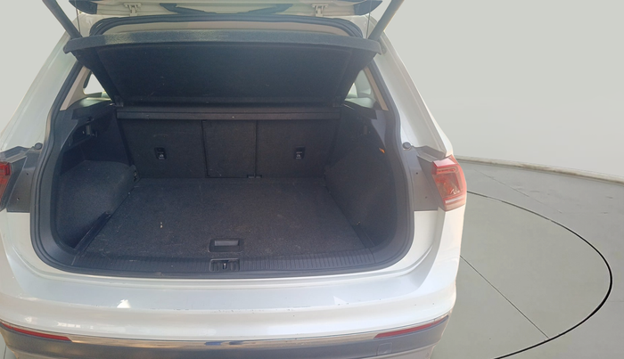 2017 Volkswagen TIGUAN HIGHLINE TDI AT, Diesel, Automatic, 1,44,697 km, exterior