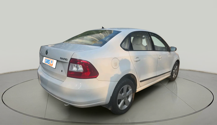 2016 Skoda Rapid AMBITION 1.6 MPI MT, Petrol, Manual, 1,14,757 km, exterior