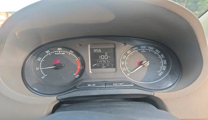 2016 Skoda Rapid AMBITION 1.6 MPI MT, Petrol, Manual, 1,14,757 km, interior