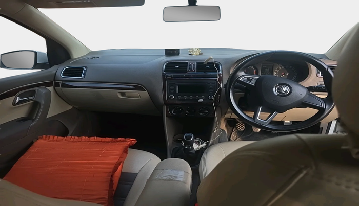 2016 Skoda Rapid AMBITION 1.6 MPI MT, Petrol, Manual, 1,14,757 km, interior