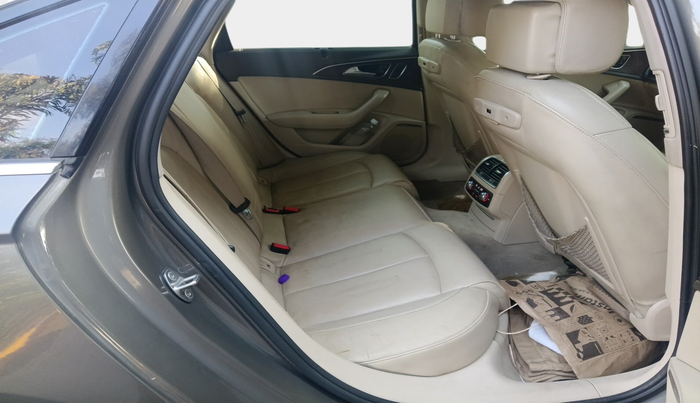 2015 Audi A6 35 TDI S LINE, Diesel, Automatic, 1,53,996 km, interior