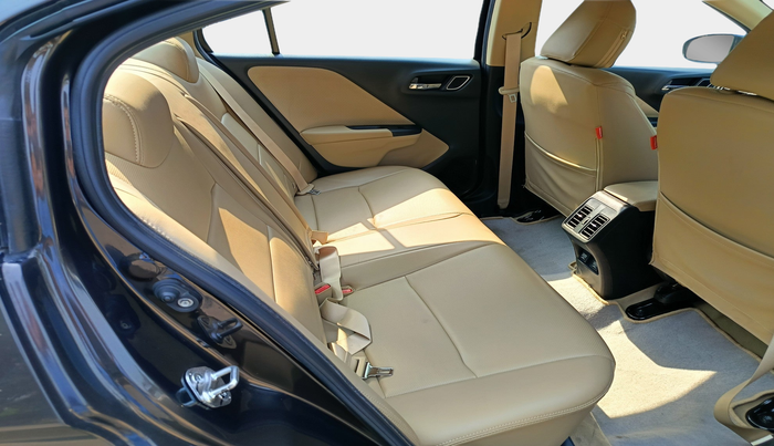 2018 Honda City 1.5L I-VTEC V MT, Petrol, Manual, 38,400 km, interior