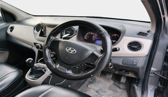 2014 Hyundai Grand i10 MAGNA 1.1 CRDI, Diesel, Manual, 1,37,760 km, interior