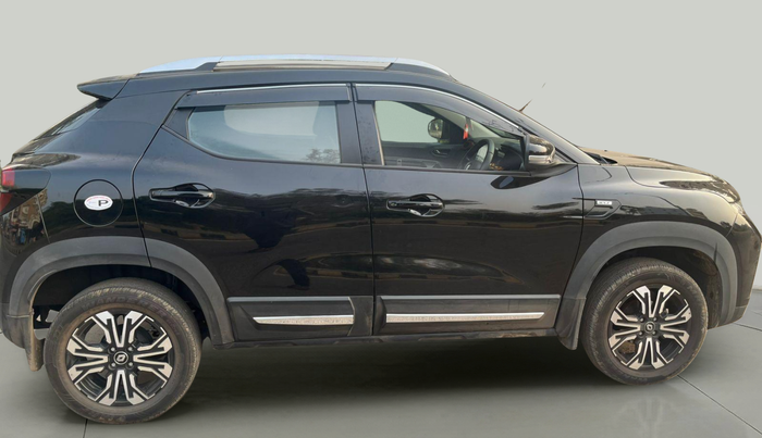 2022 Renault Kiger RXZ MT, Petrol, Manual, 10,231 km, exterior