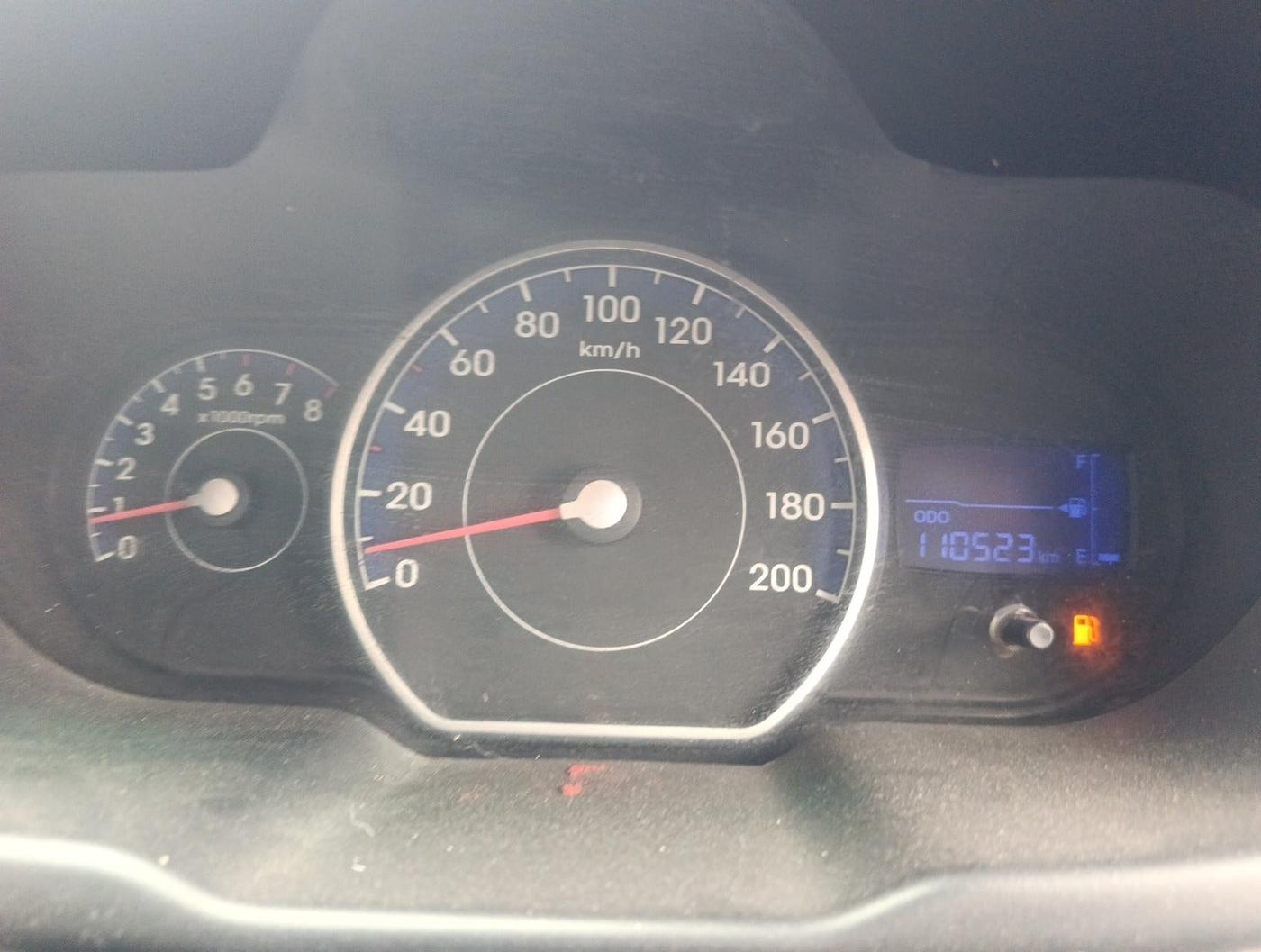 2011 Hyundai i10 ERA 1.1, Petrol, Manual, 1,10,523 km, interior