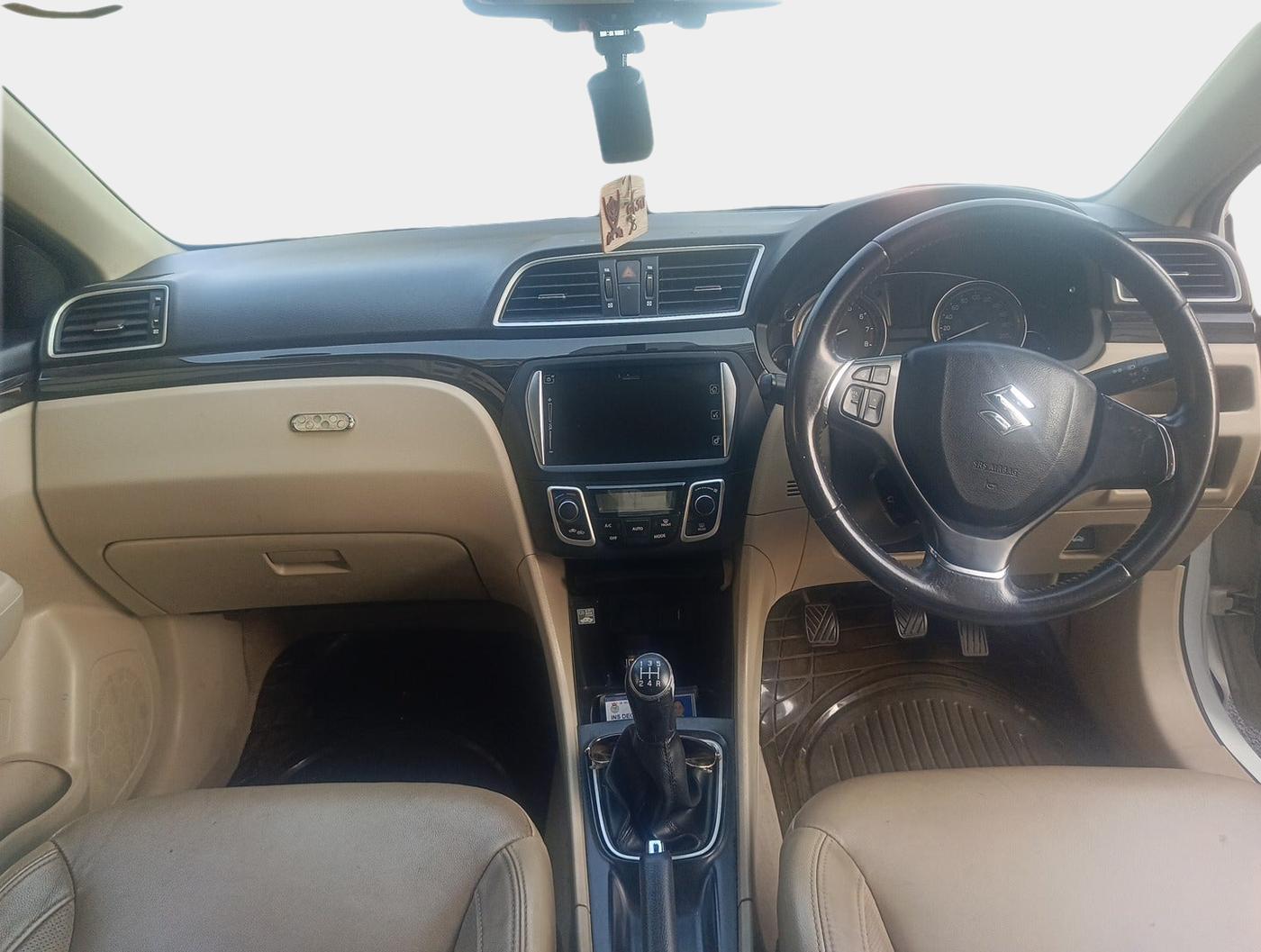 2017 Maruti Ciaz ALPHA 1.4 PETROL, Petrol, Manual, 55,767 km, interior