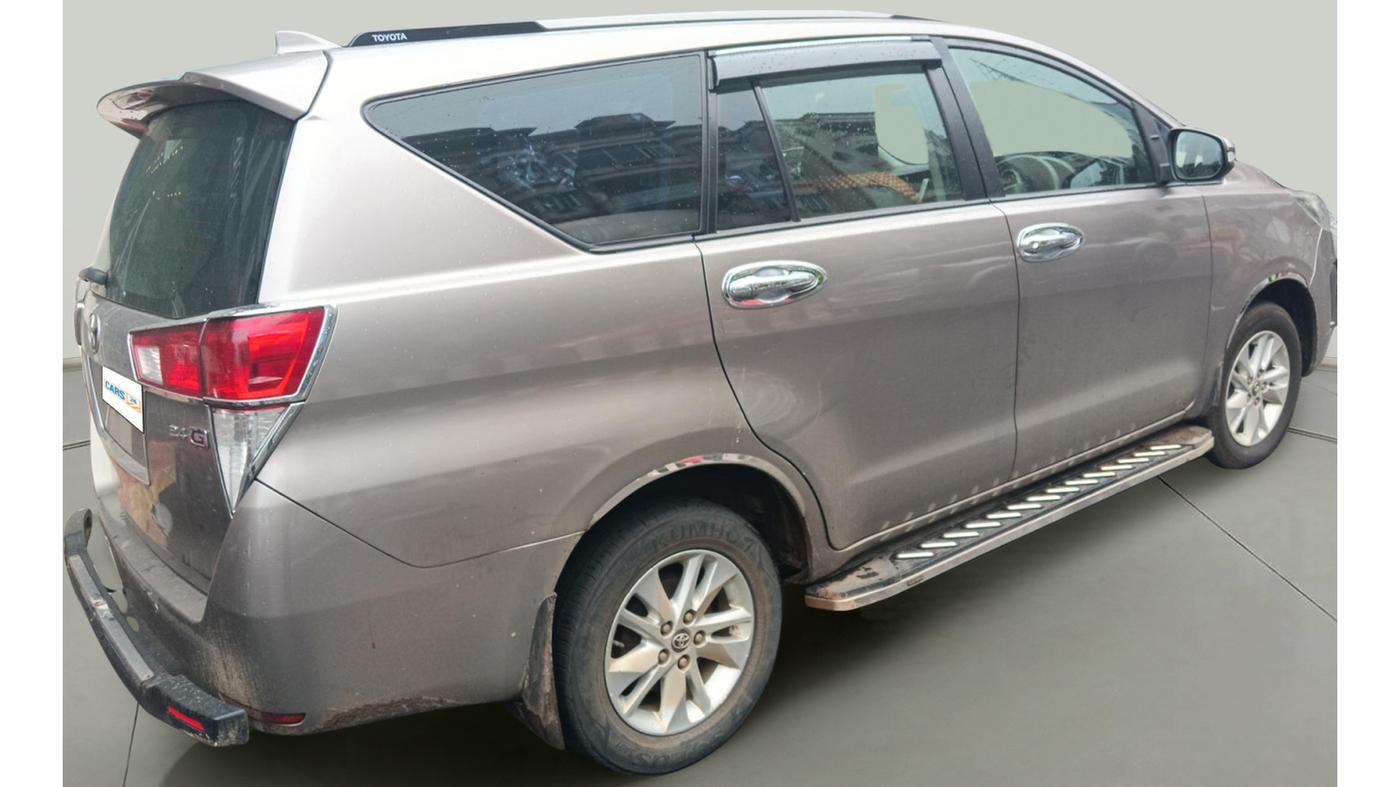 2016 Toyota Innova Crysta 2.4 G 7 STR, Diesel, Manual, 1,43,208 km, exterior
