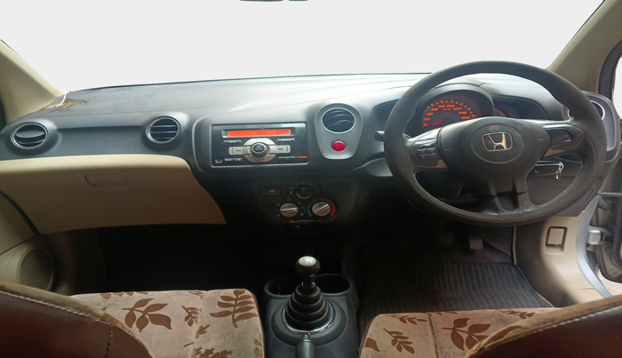 2014 Honda Amaze 1.5L I-DTEC S, Diesel, Manual, 1,85,200 km, interior