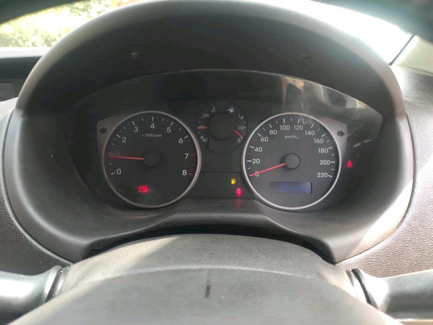 2012 Hyundai i20 SPORTZ 1.2, Petrol, Manual, 2,04,340 km, interior
