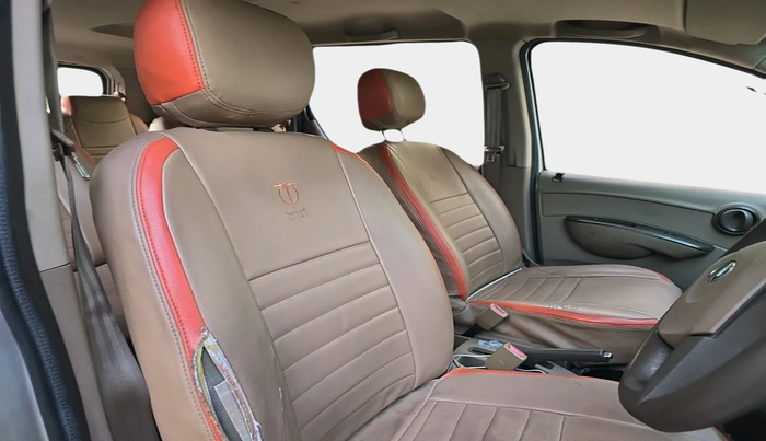 2014 Mahindra Xylo D4, Diesel, Manual, 1,05,764 km, interior