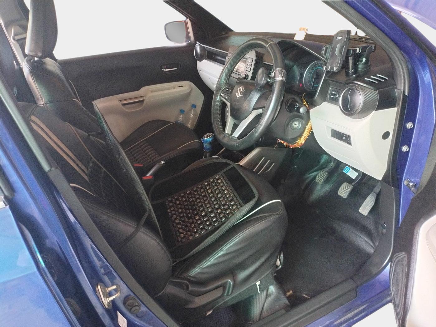2017 Maruti IGNIS DELTA 1.2, Petrol, Manual, 76,832 km, interior