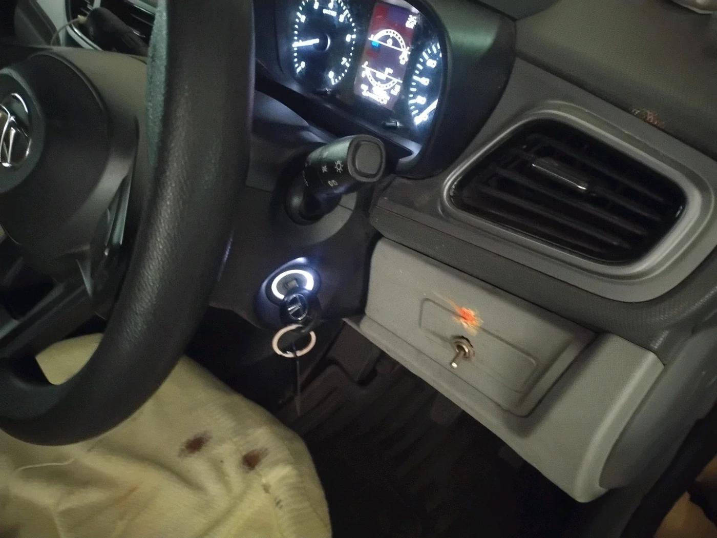 2020 Tata ALTROZ XE PETROL, Petrol, Manual, 40,929 km, interior