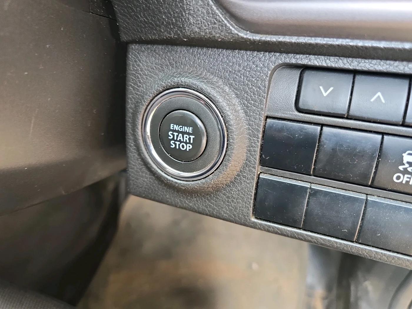 2023 Maruti BREZZA ZXI + SMART HYBRID, Petrol, Manual, 87,266 km, interior