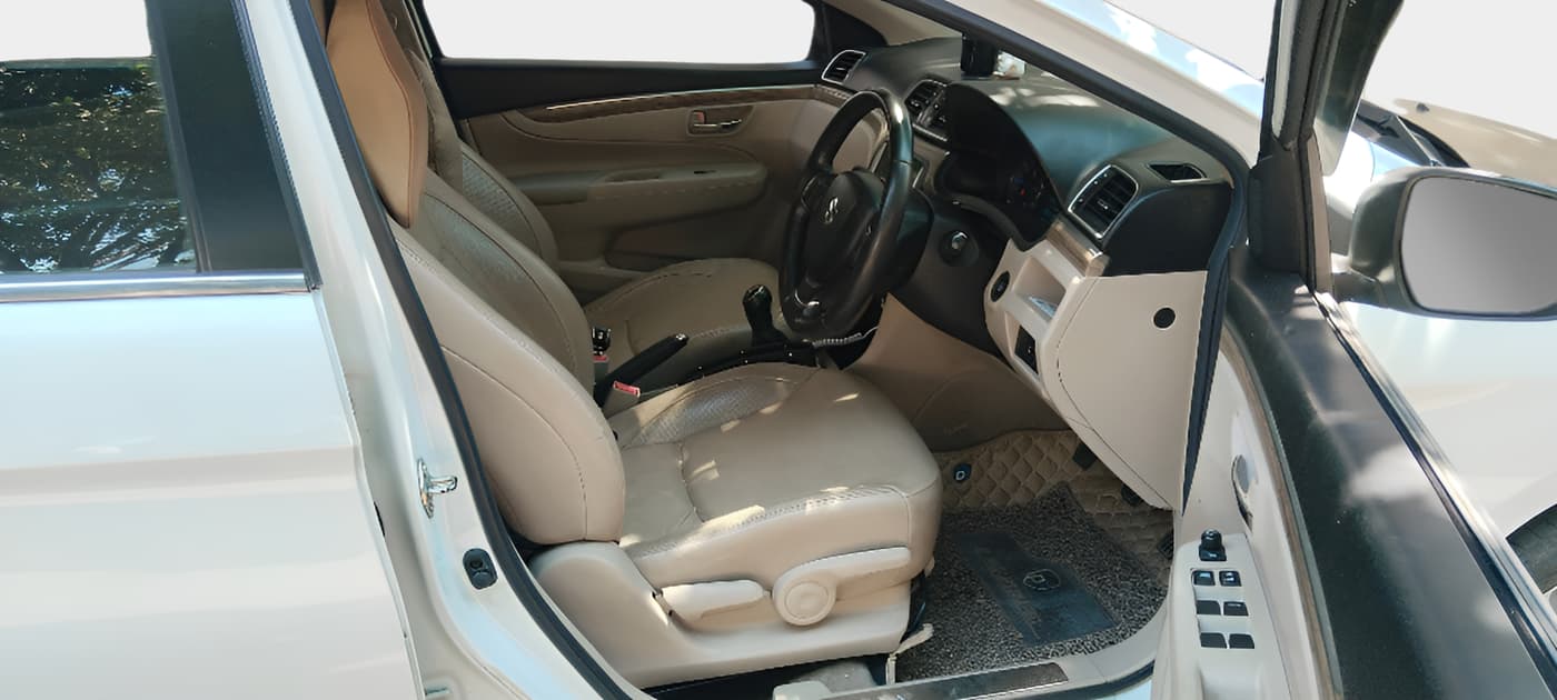 2019 Maruti Ciaz ALPHA 1.5 SHVS PETROL, Petrol, Manual, 63,808 km, interior