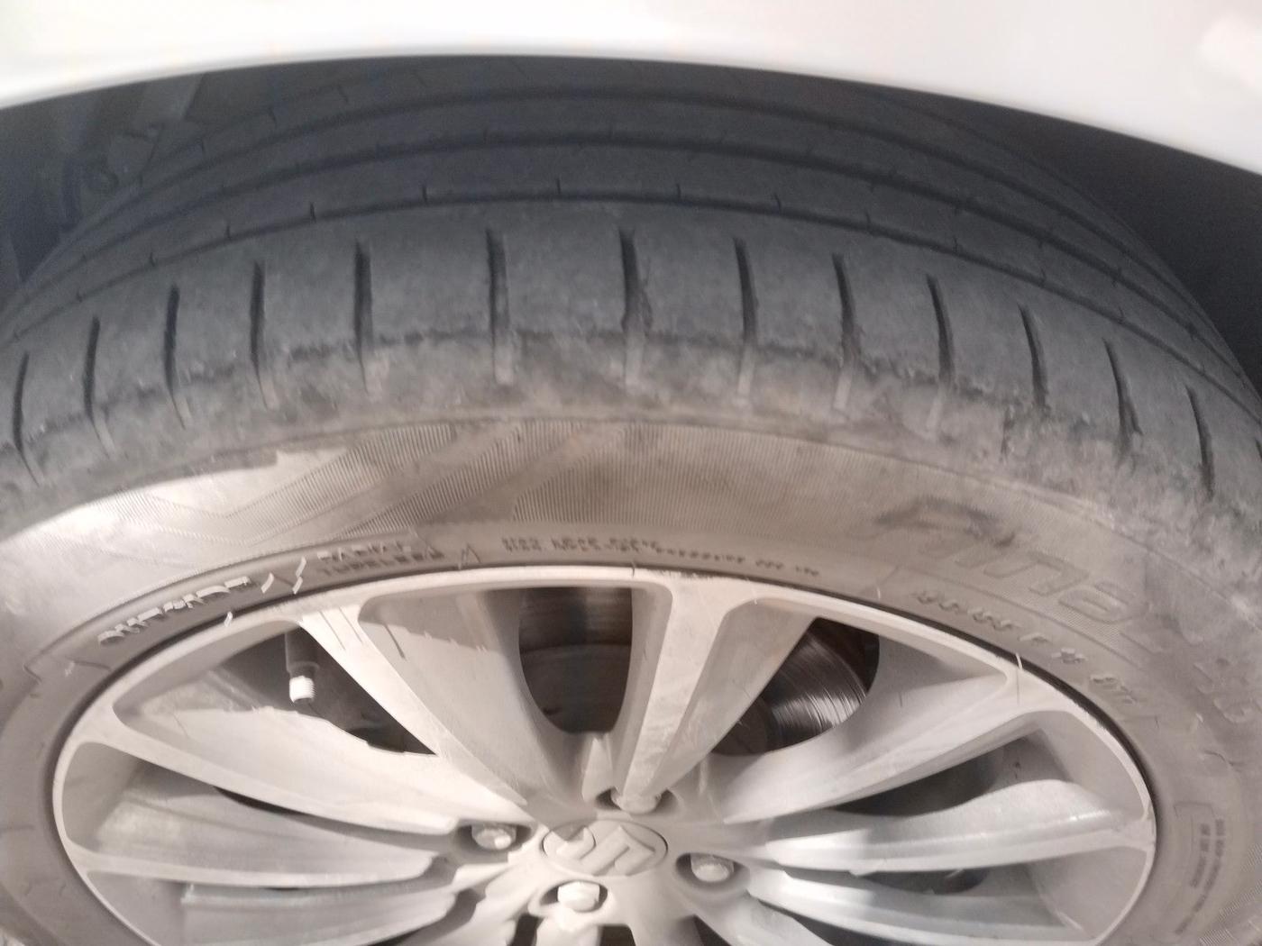 2019 Maruti Ciaz ALPHA 1.5 SHVS PETROL, Petrol, Manual, 63,808 km, tyre