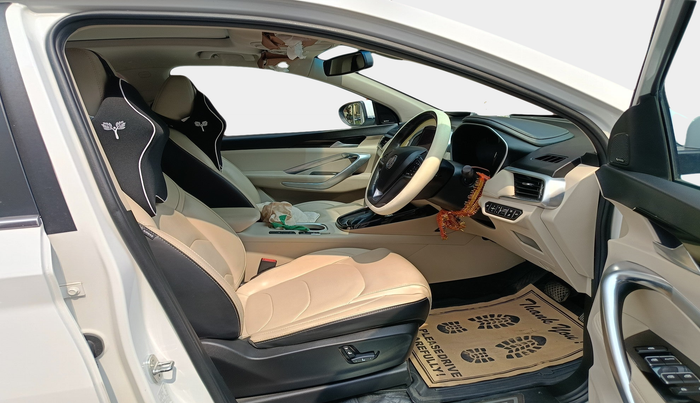 2022 MG HECTOR SHARP 1.5 PETROL CVT, Petrol, Automatic, 13,708 km, interior