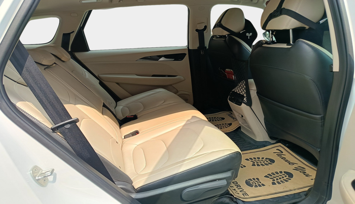 2022 MG HECTOR SHARP 1.5 PETROL CVT, Petrol, Automatic, 13,708 km, interior