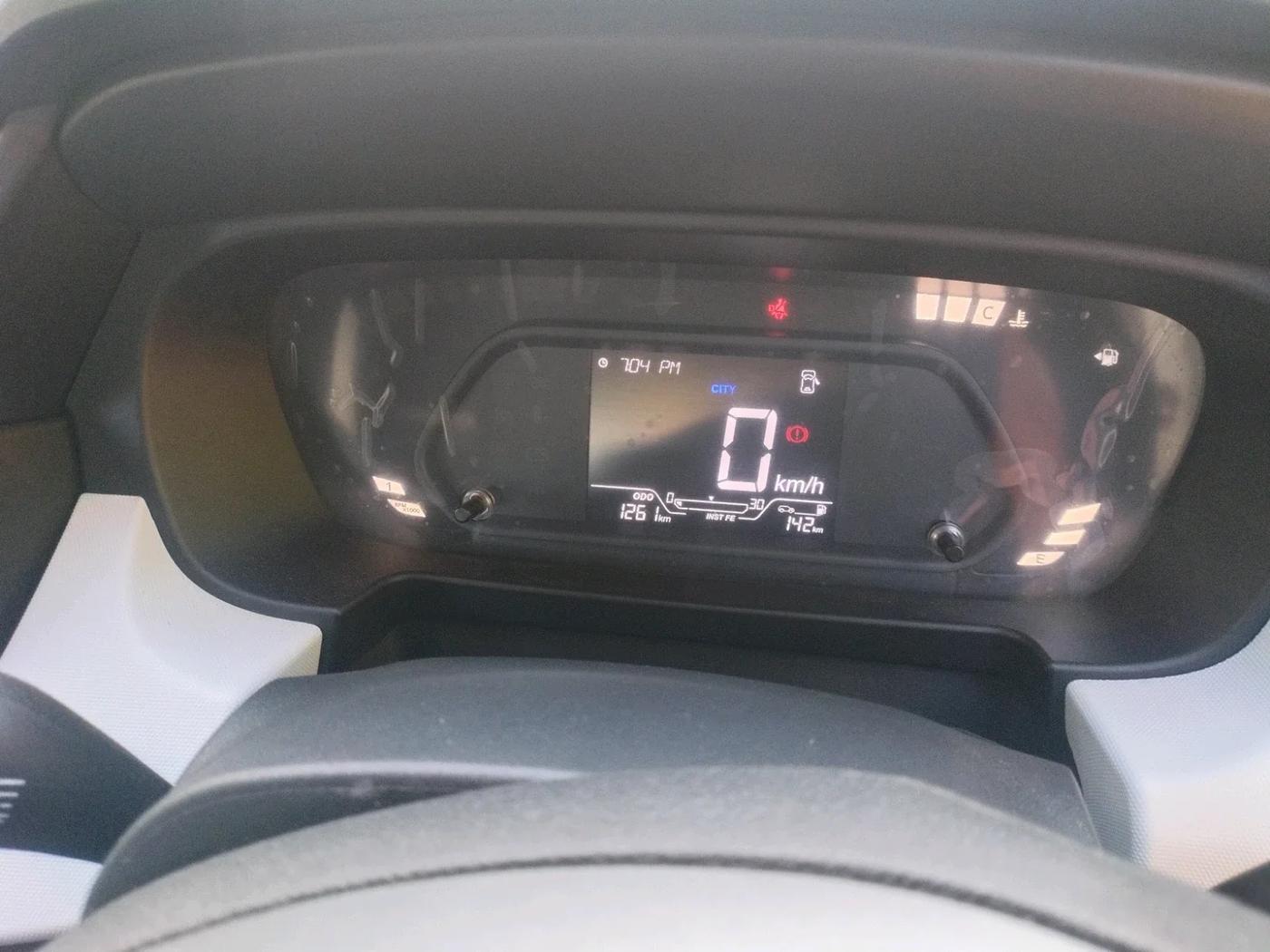 2025 Tata PUNCH Pure (O) , Petrol, Manual, 1,261 km, interior