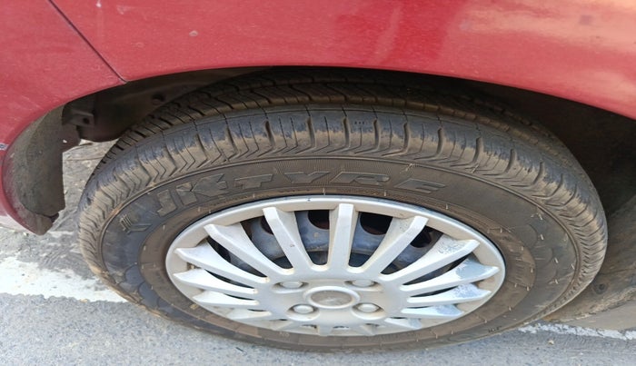 2018 Maruti Alto 800 LXI, Petrol, Manual, 39,027 km, tyre