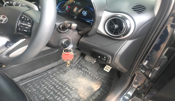 2025 Hyundai EXTER  SX 1.2 AMT, Petrol, Automatic, 5,699 km, interior