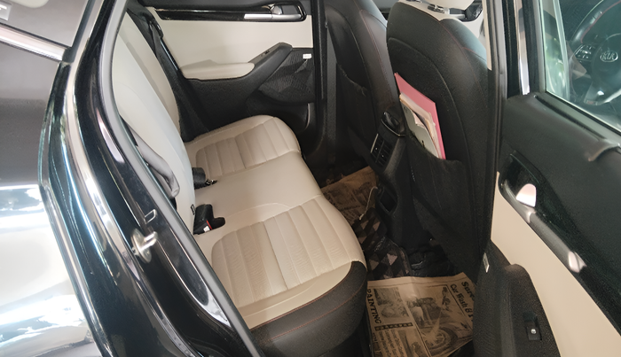 2020 KIA SELTOS GTX PLUS AT 1.5 DIESEL, Diesel, Automatic, 87,566 km, interior