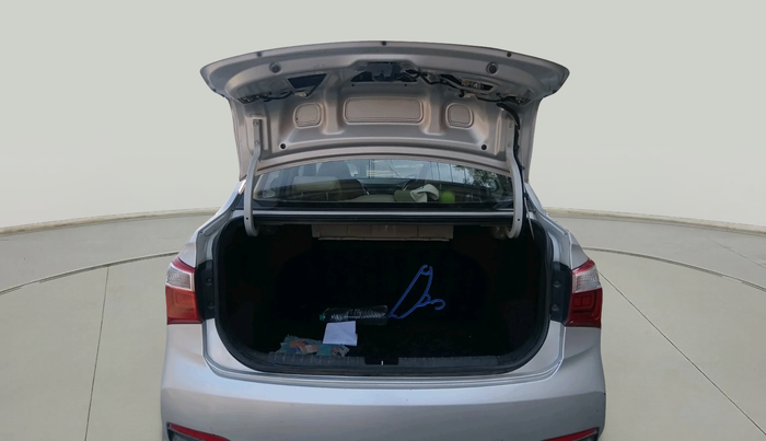 2017 Hyundai Xcent E+, Petrol, Manual, 70,923 km, exterior