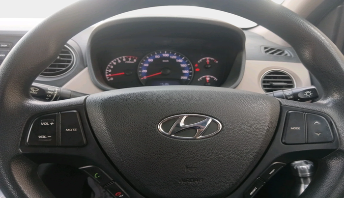 2017 Hyundai Xcent E+, Petrol, Manual, 70,923 km, interior