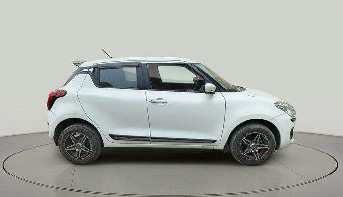 2022 Maruti Swift VXI, Petrol, Manual, 31,817 km, exterior