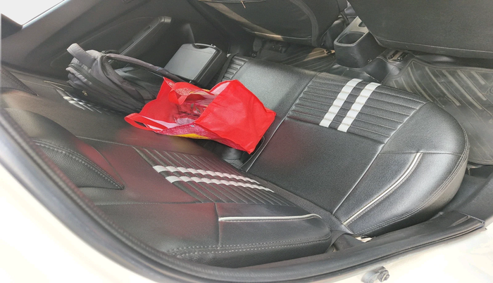 2022 Maruti Swift VXI, Petrol, Manual, 31,817 km, interior