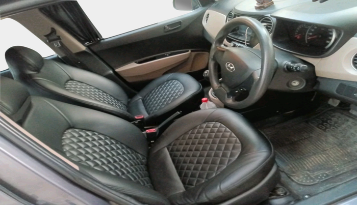 2017 Hyundai Grand i10 MAGNA 1.2 KAPPA VTVT, Petrol, Manual, 1,19,065 km, interior